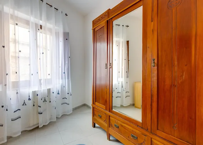 Casa Miriam * Ористано